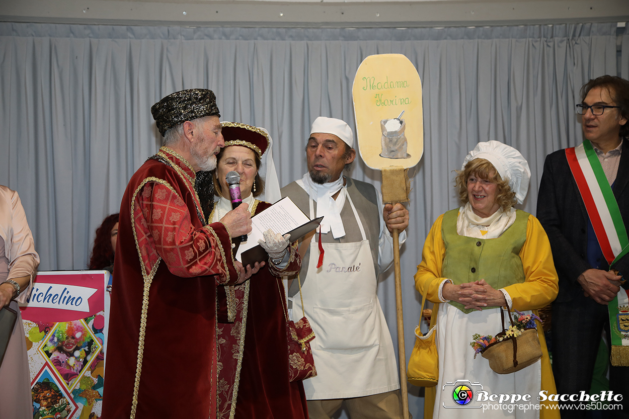 VBS_2718 - VBS_2392 - Investitura Maschere Carnevale di Nichelino 2024.jpg